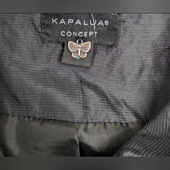 Kapalua Concept Women's Black Lightweight Waterproof Windbreaker Jacket - Picture 9 of 10